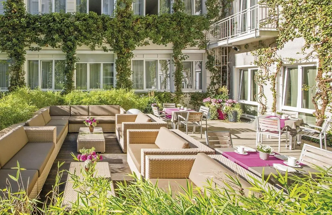 Boutique Hotel Atrium München-1